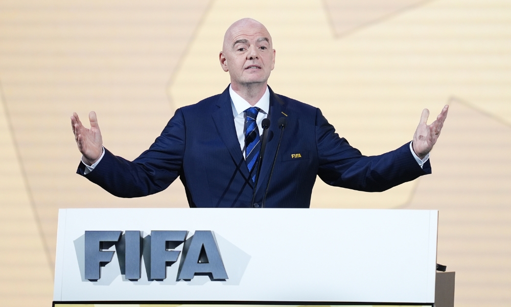 他对赛季首 他对赛季首